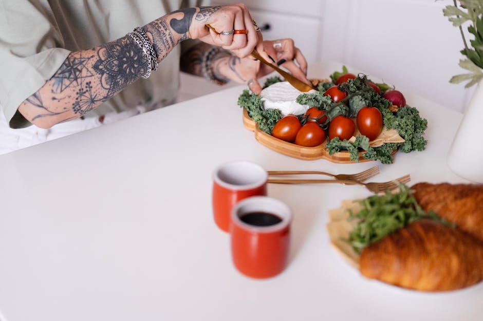 Handbag Body Type Guide: Matching Proportions to Your Frame